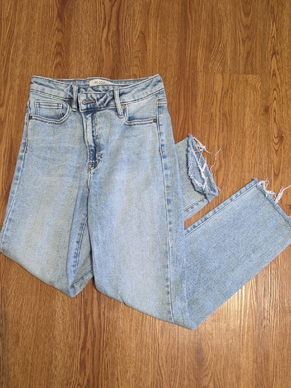 Straight Leg Women’s Jeans in Light Blue